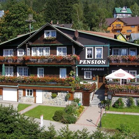 Pension Svycarsky Dum Špindlerŭv Mlýn Buitenkant foto